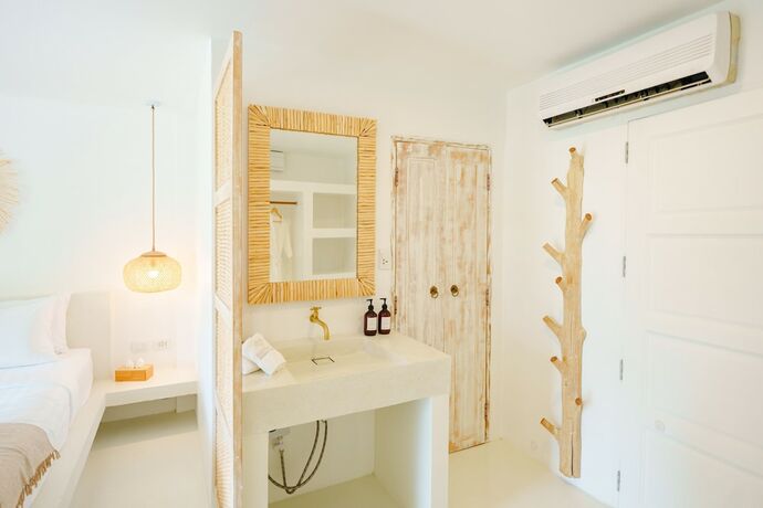 Imagen general del Hotel Elephant Beach Club and Resort Samui. Foto 4