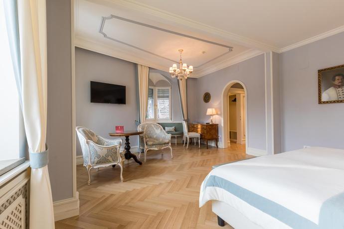 Imagen general del Hotel Elephant, Milland - Millan. Foto 13