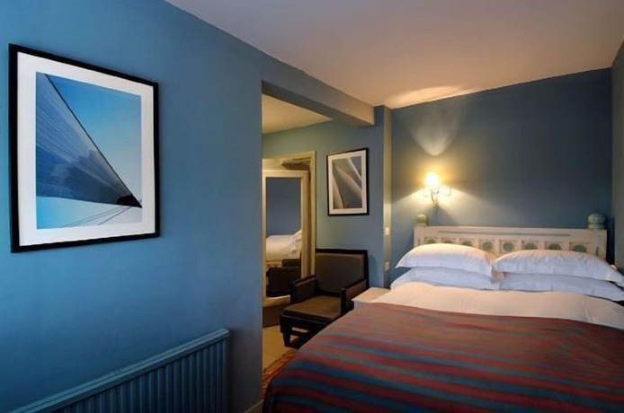 Imagen de la habitación del Hotel Elephant, Pangbourne. Foto 4