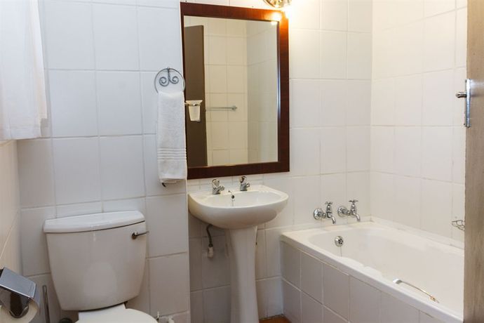 Imagen general del Hotel Elephant Springs And Cabanas. Foto 2