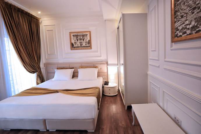 Imagen de la habitación del Hotel Eler. Foto 6