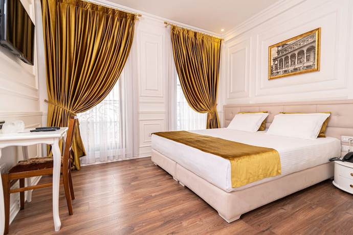 Imagen de la habitación del Hotel Eler. Foto 12