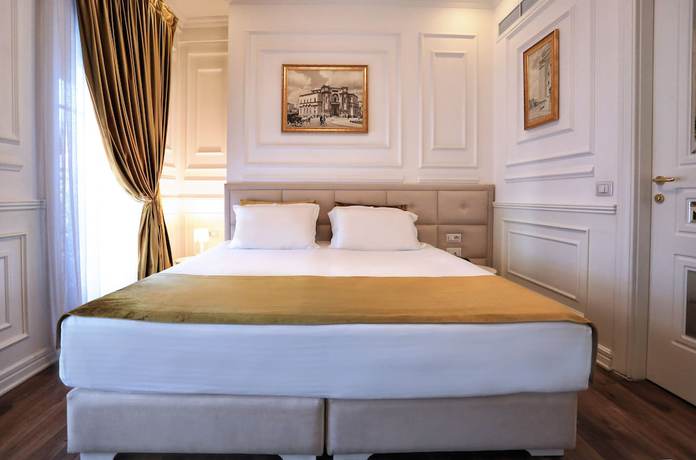 Imagen de la habitación del Hotel Eler. Foto 14