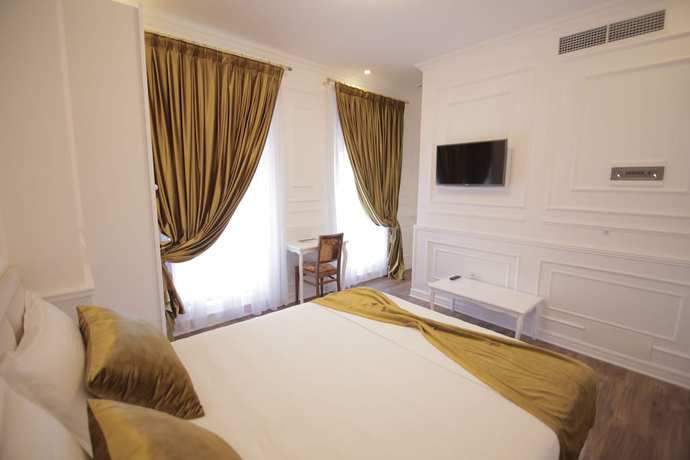 Imagen de la habitación del Hotel Eler. Foto 18