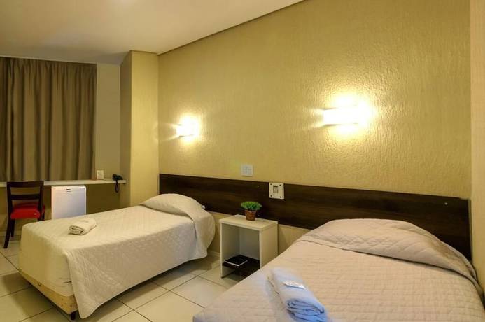 Imagen de la habitación del Hotel Elevado. Foto 12