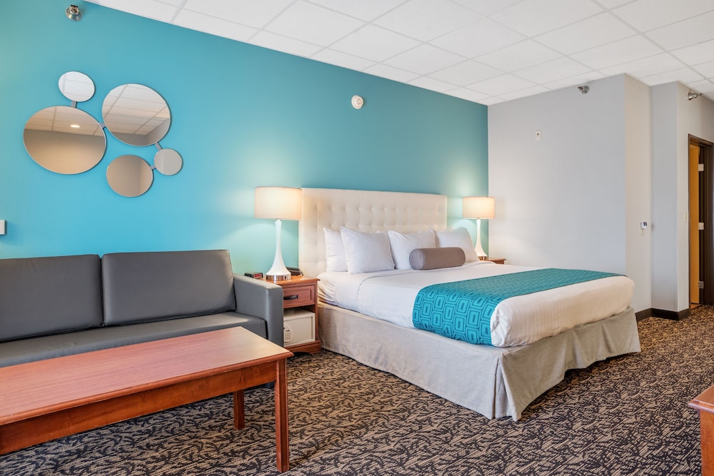 Imagen de la habitación del Hotel Elevation Inn & Suites, Trademark Collection by Wyndham. Foto 7