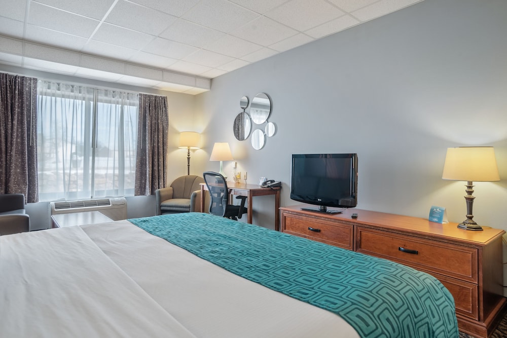 Imagen de la habitación del Hotel Elevation Inn & Suites, Trademark Collection by Wyndham. Foto 9