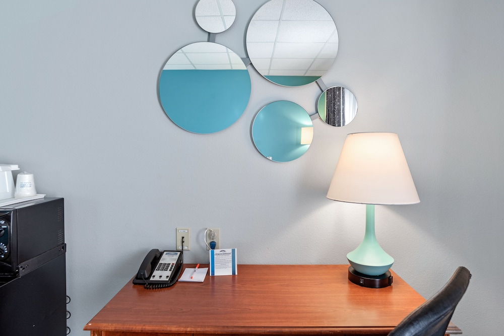 Imagen de la habitación del Hotel Elevation Inn & Suites, Trademark Collection by Wyndham. Foto 11