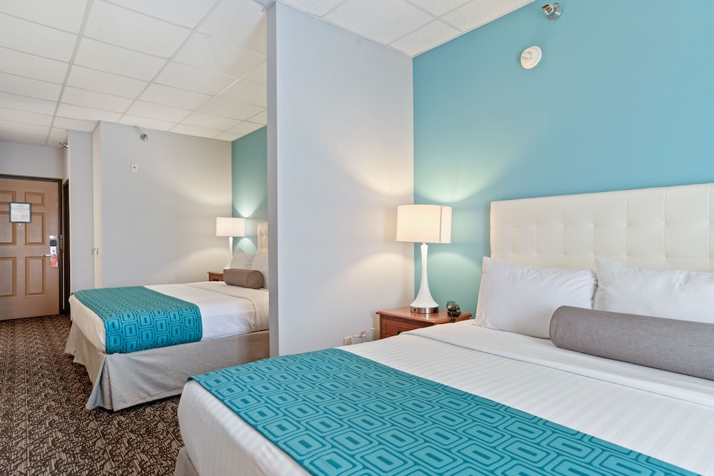Imagen de la habitación del Hotel Elevation Inn & Suites, Trademark Collection by Wyndham. Foto 15