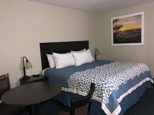 Imagen de la habitación del Hotel Elevation Lodge. Foto 2