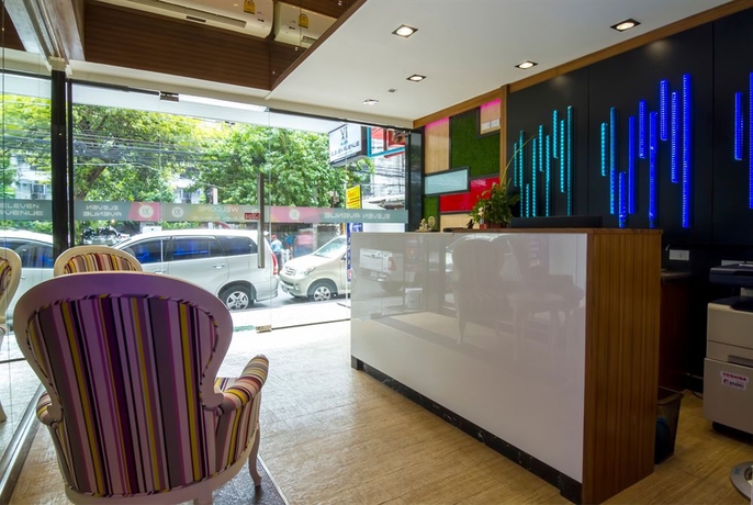 Imagen de los interiores del Hotel Eleven Avenue Suites. Foto 16