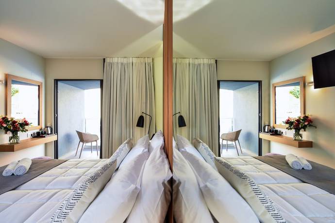 Imagen de la habitación del Hotel Elia Agia Marina Hotel. Foto 2