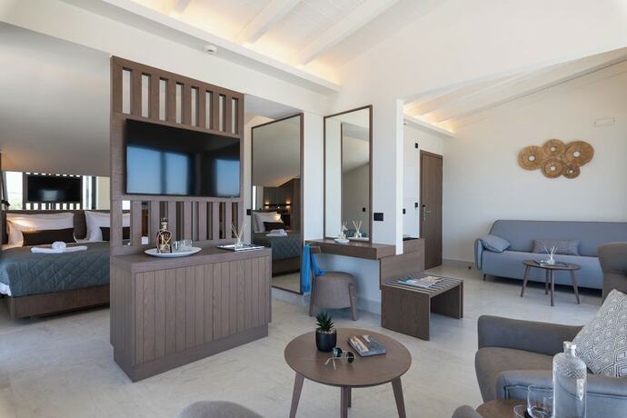 Imagen general del Hotel Elia Agia Marina Resort. Foto 1