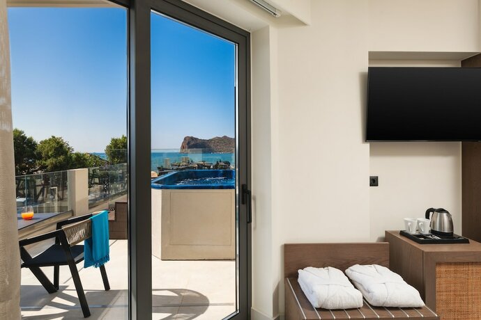 Imagen general del Hotel Elia Agia Marina Resort. Foto 5