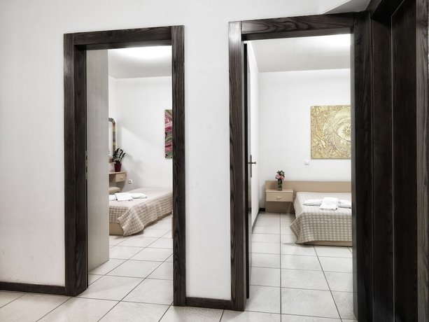 Imagen de la habitación del Hotel Elia Apartments. Foto 11
