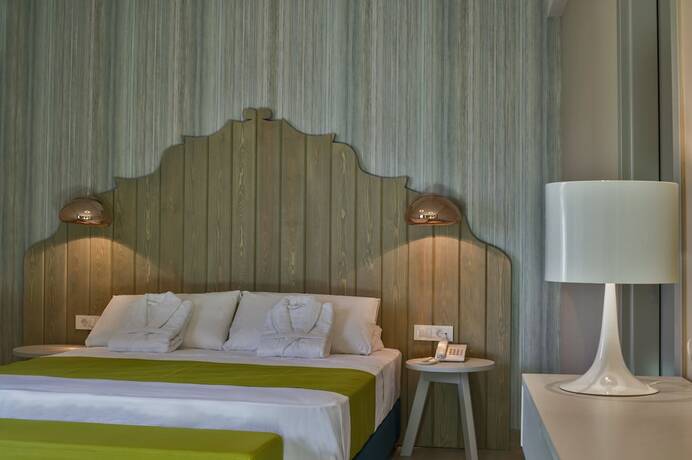 Imagen de la habitación del Hotel Elia Betolo. Foto 23