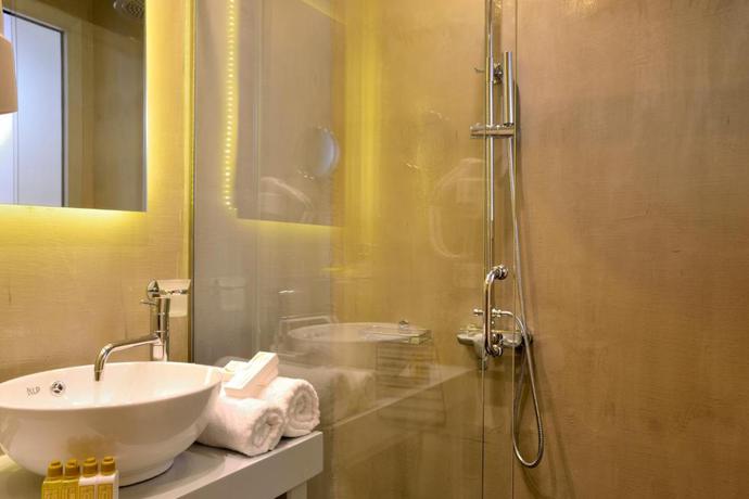 Imagen de la habitación del Hotel Elia Dorotheou. Foto 3