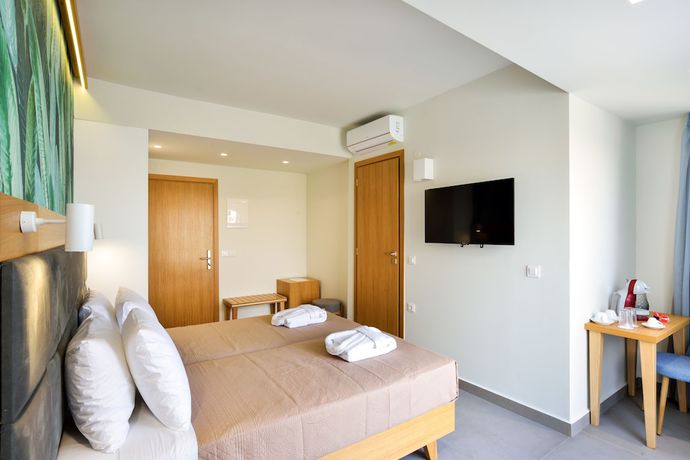 Imagen de la habitación del Hotel Elia Kalamaki. Foto 5