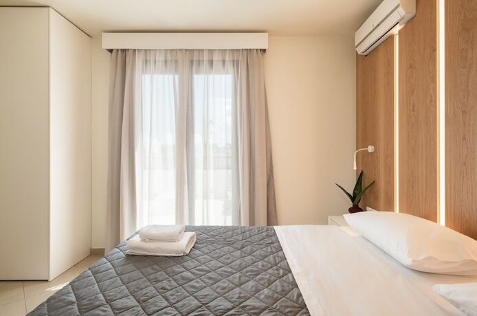 Imagen de la habitación del Hotel Elia Platanias. Foto 12