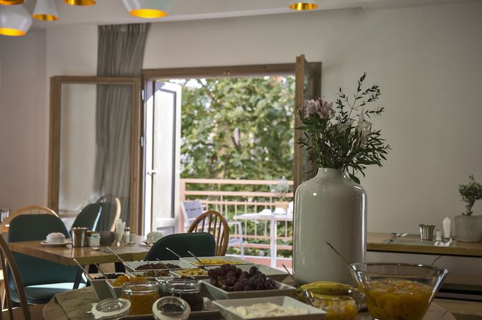 Imagen del bar/restaurante del Hotel Elia Potie. Foto 3