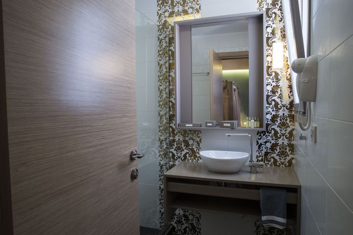 Imagen de la habitación del Hotel Elia Potie. Foto 10