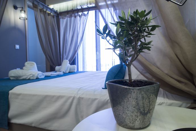 Imagen de la habitación del Hotel Elia Potie. Foto 11