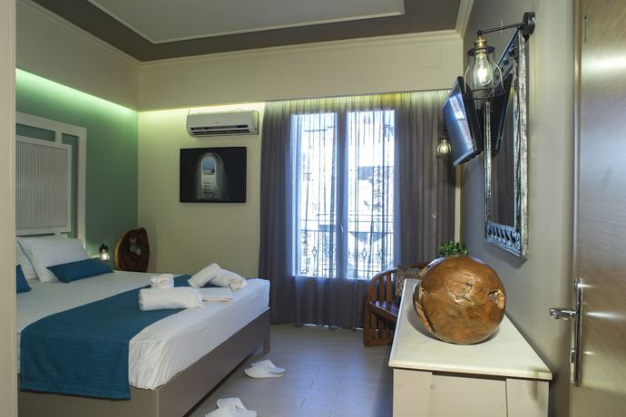 Imagen de la habitación del Hotel Elia Potie. Foto 14