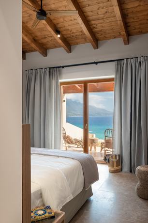 Imagen de la habitación del Hotel Eliamos Villas and Spa. Foto 7