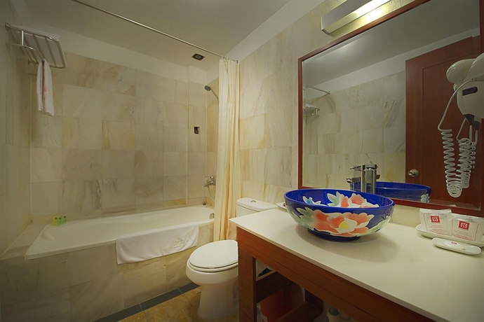 Imagen de la habitación del Hotel Eliana Signature Hanoi. Foto 6