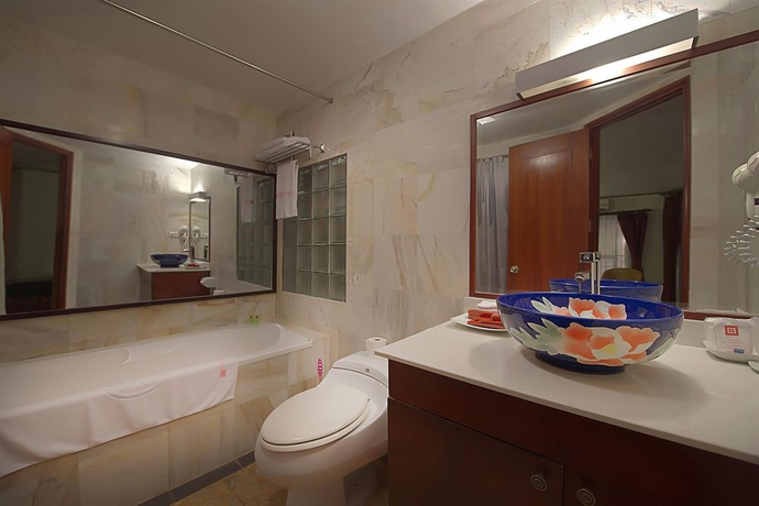 Imagen de la habitación del Hotel Eliana Signature Hanoi. Foto 10