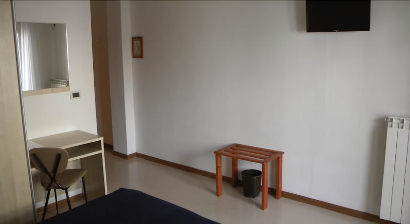 Imagen de la habitación del Hotel Eliani. Foto 3