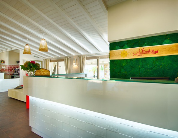 Imagen de los interiores del Hotel Eliantos. Foto 15