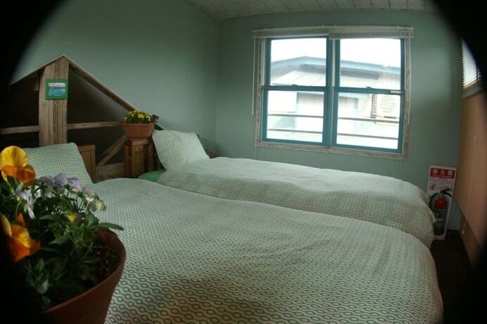 Imagen de la habitación del Hotel Elias Garden. Foto 5