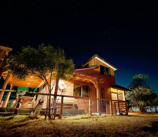 Imagen de la habitación del Hotel Elias Garden. Foto 10