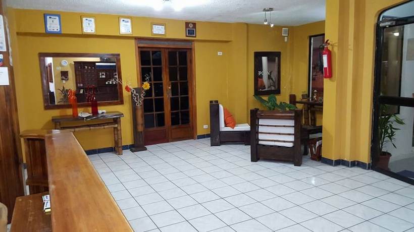 Imagen de los interiores del Hotel Elicio\'S. Foto 11