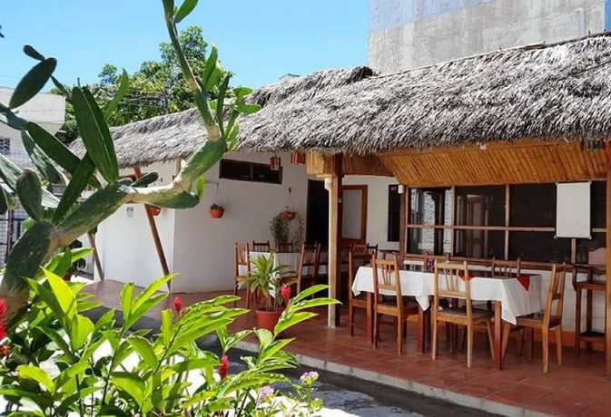 Imagen del bar/restaurante del Hotel Elicio\'S. Foto 3