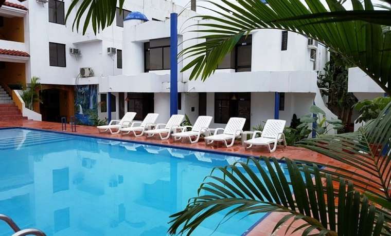 Imagen de la piscina del Hotel Elicio\'S. Foto 16