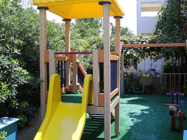 Imagen de los exteriores del Hotel Elida. Foto 12