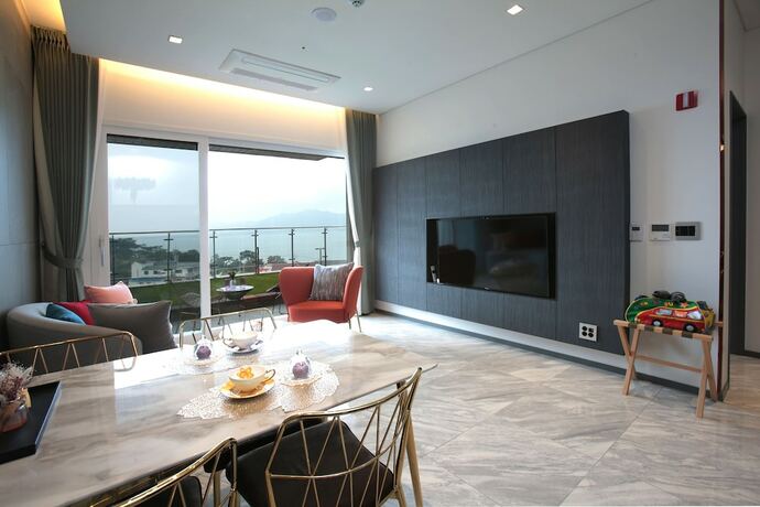 Imagen de la habitación del Hotel Elijah Resort. Foto 16