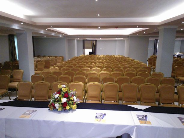 Imagen de los interiores del Hotel Elilly International. Foto 12