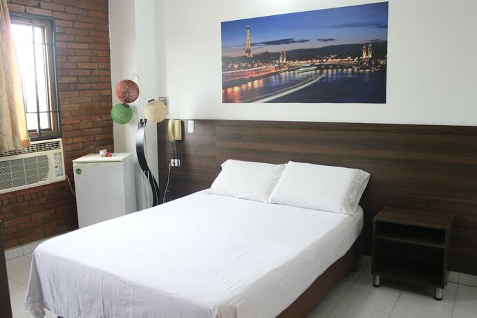 Imagen de la habitación del Hotel Elimar. Foto 18