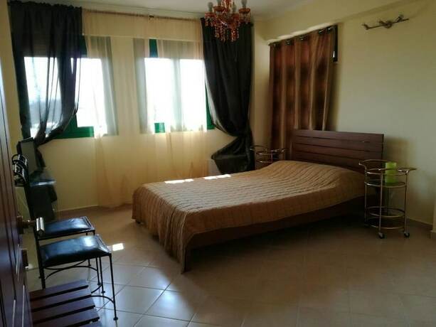 Imagen de la habitación del Hotel Elimeia 3. Foto 20