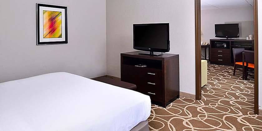 Imagen de la habitación del Hotel Elimwood. Foto 11