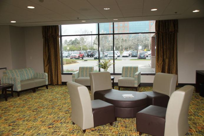 Imagen de los interiores del Hotel Elimwood. Foto 15