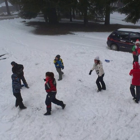 Imagen de los exteriores del Hotel Elina. Foto 16