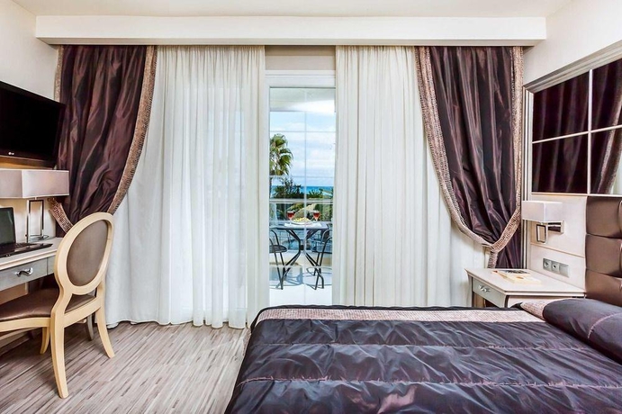 Imagen general del Hotel Elinotel Apolamare. Foto 11