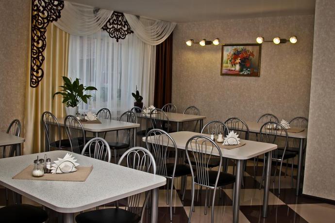 Imagen del bar/restaurante del Hotel Elion. Foto 2