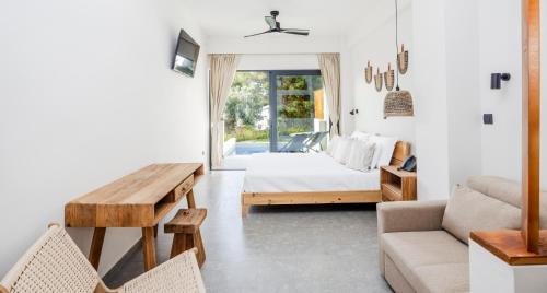 Imagen general del Hotel Elion Seaside Resort. Foto 3