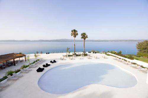 Imagen general del Hotel Elion Seaside Resort. Foto 7