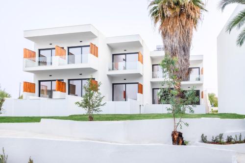 Imagen general del Hotel Elion Seaside Resort. Foto 14